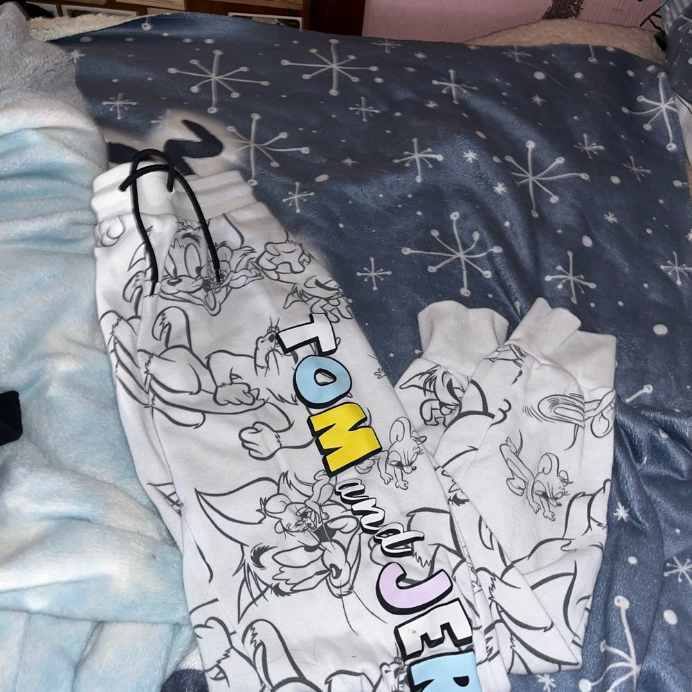 tom & jerry joggers